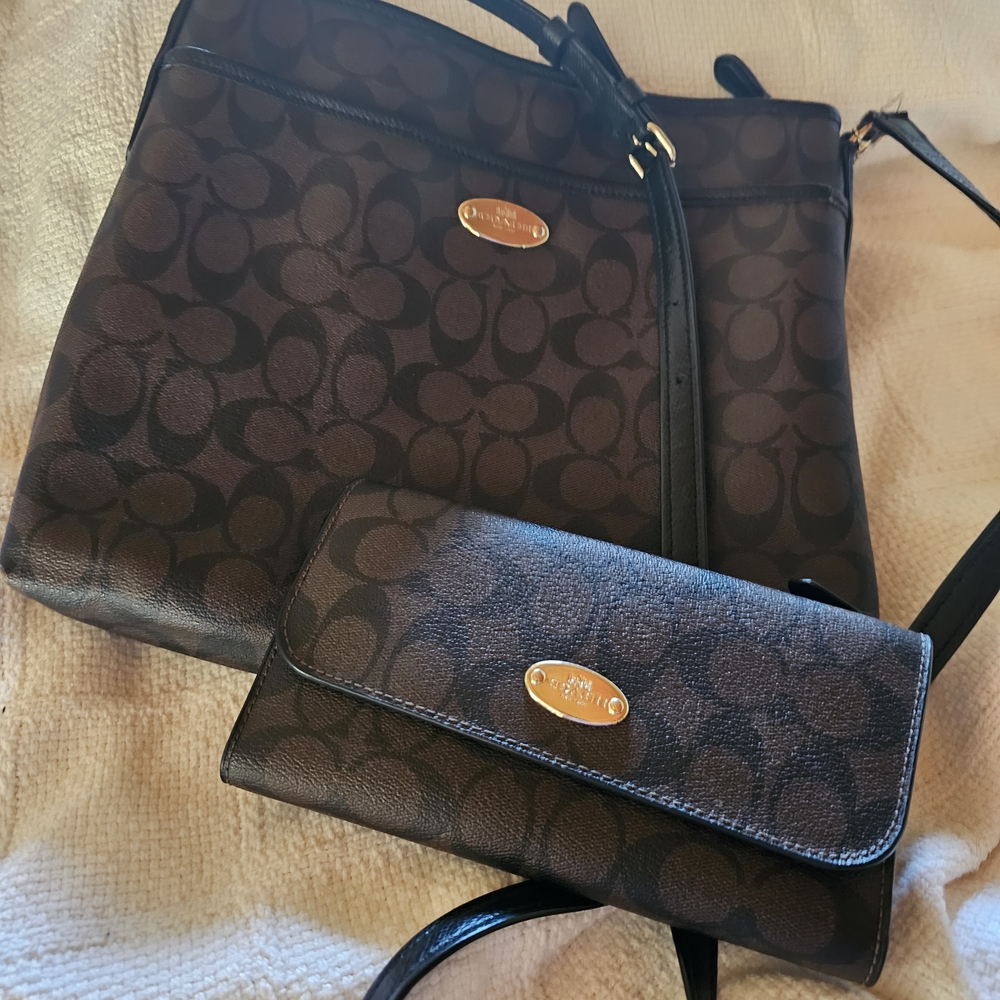 Elegant Brown Coach Women's Bag Set